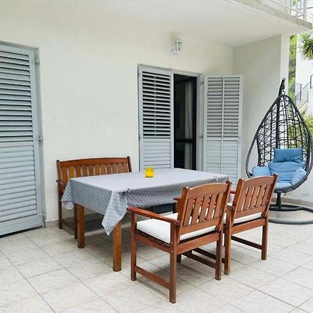 Apartments Matkov - Quite And Peaceful Location Jelsa  Bagian luar foto
