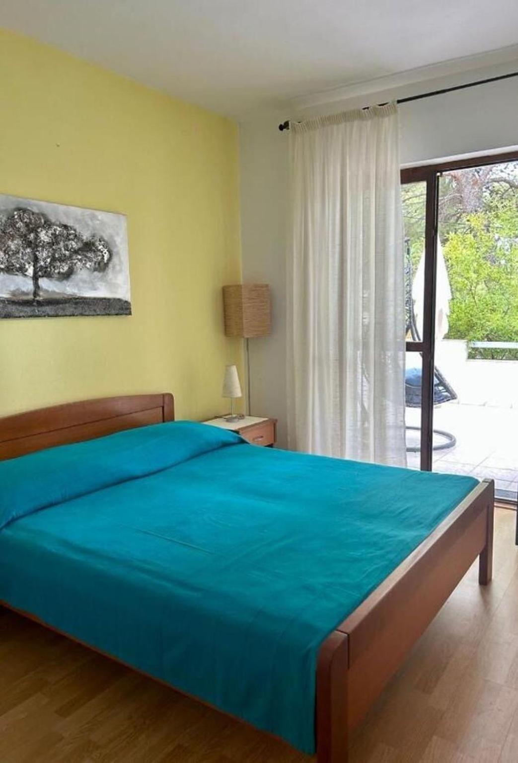Apartments Matkov - Quite And Peaceful Location Jelsa  Bagian luar foto